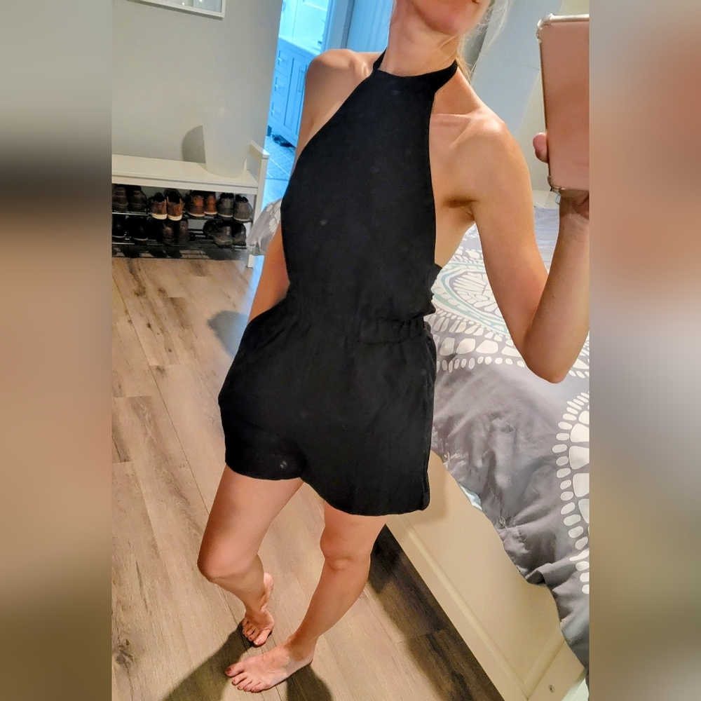 Black jumper  Small  NEW w/out tags